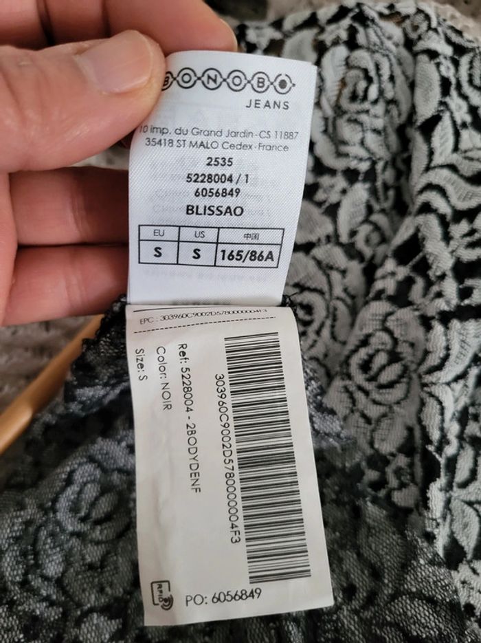 Top manche courte col rond Bonobo taille 34 transparent impeccable - photo numéro 5