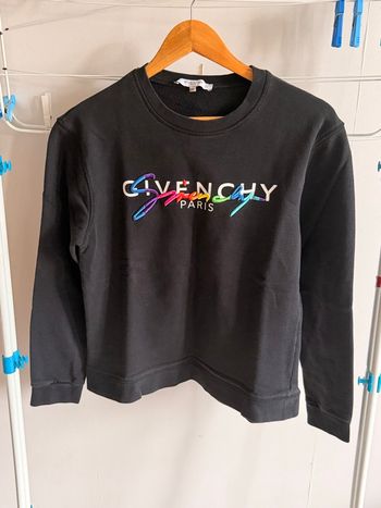 Givenchy Rainbow sweat 