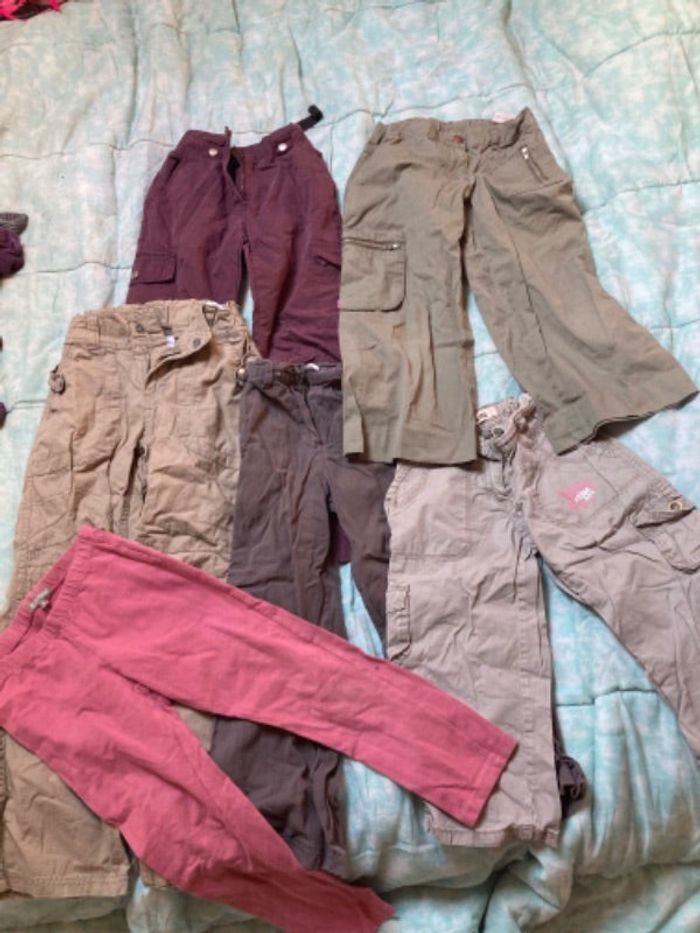 Lot de 6 pantalons dont un legging taille 6 ans