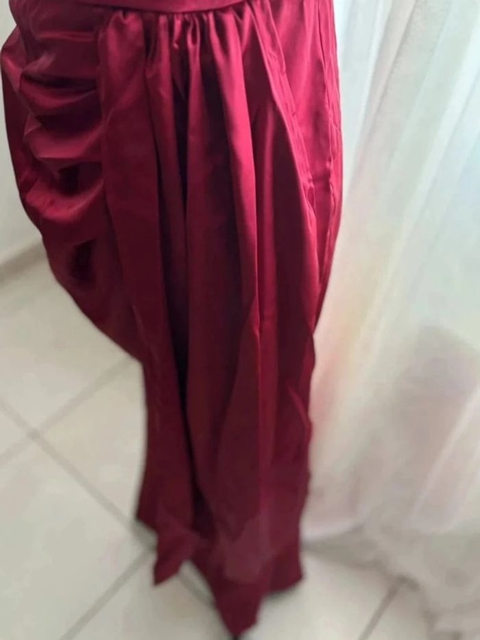 Robe de soirée bordeaux satinée 38 - photo numéro 8