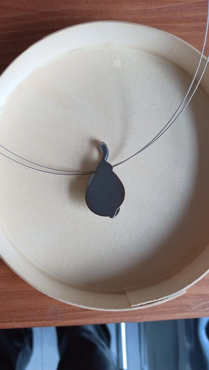 Collier avec pendentif goutte couleur jade - photo numéro 4