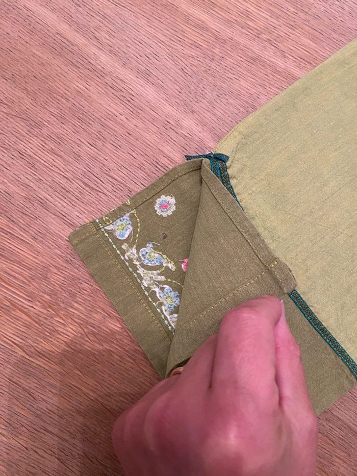 Pantacourt vert brodé neuf Catimini taille 5 ans - photo numéro 6