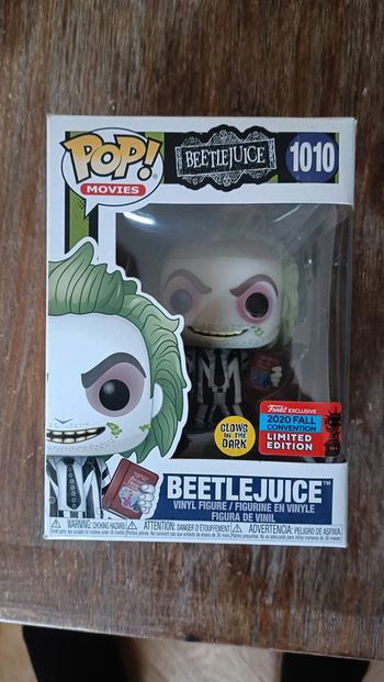 Funko pop Beetlejuice 1010 glow