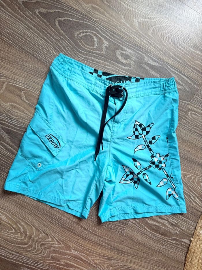 Short Oxbow - taille US 28 équivalent à un 38 - en très bon état