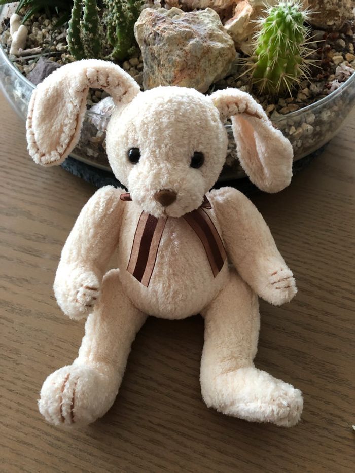 Lapin en peluche neuve - photo numéro 5