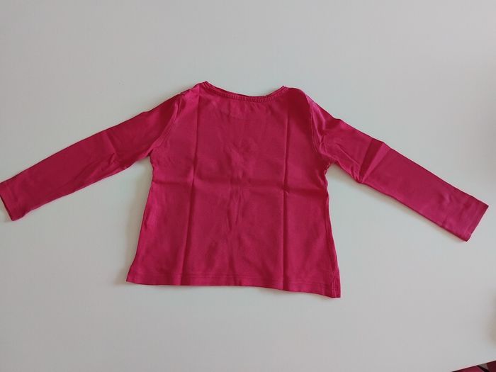 Très joli tee shirt manches longues fushia fille 3 ans - photo numéro 2