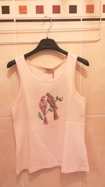 Tee-shirt neuf étiqueté T14 ans - V92B