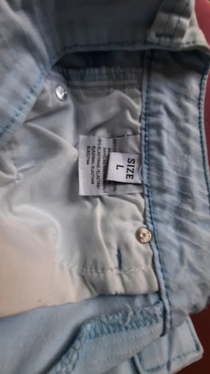Short bleu clair - photo numéro 10