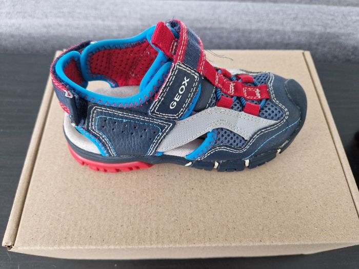 Sandales taille 27 - photo numéro 3