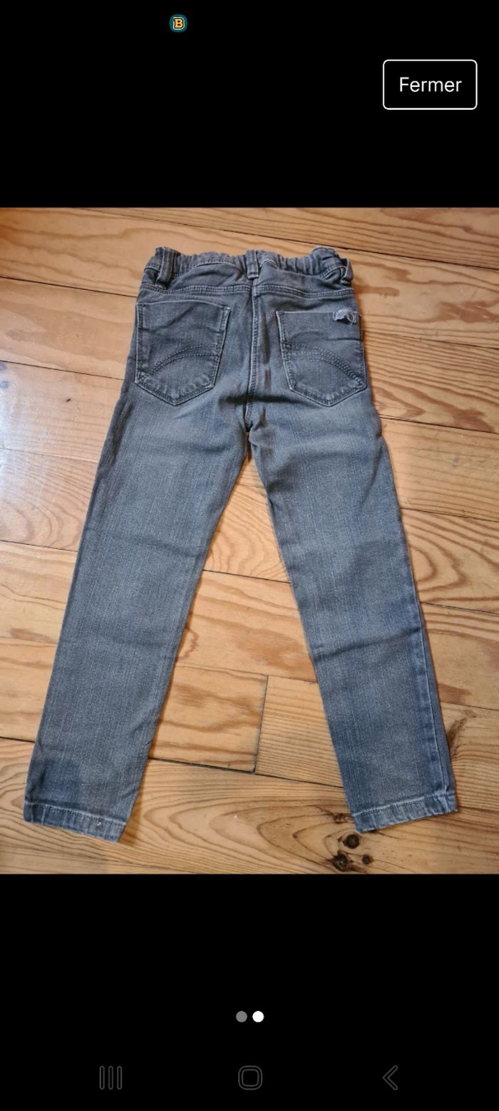 Jean 4/ 5 ans - photo numéro 2