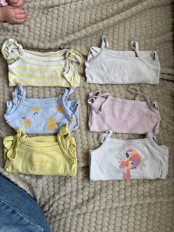 Lots de body à bretelles 