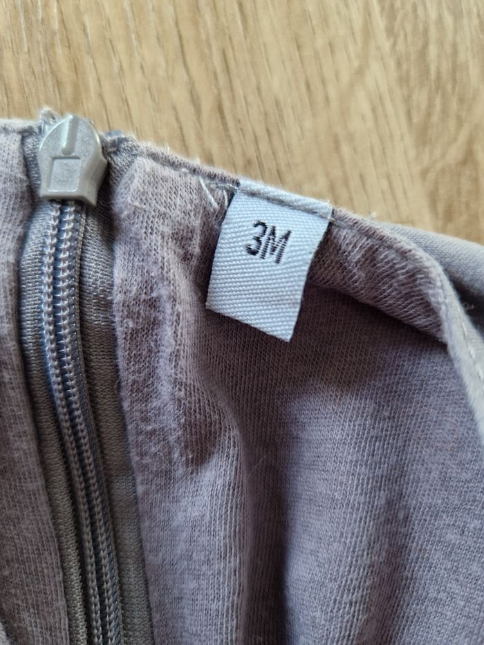 👗 Robe bébé fille 3 mois - broderies oiseau et feuilles - photo numéro 4