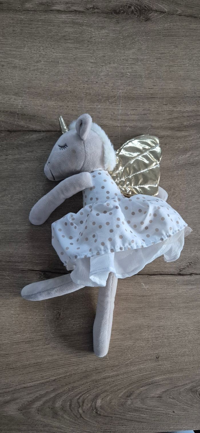 Peluche licorne avec ailes - photo numéro 3