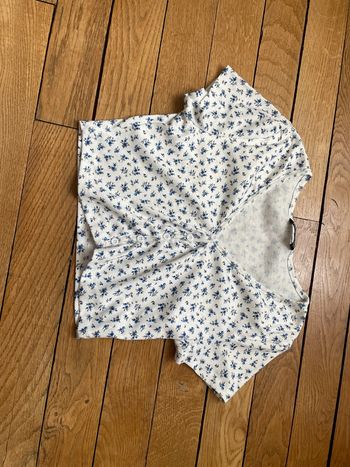 Top à fleurs
