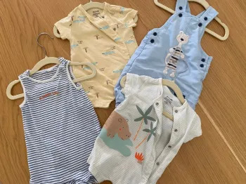 Lot combi shorts + salopette