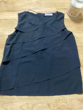 Haut noir taille 42