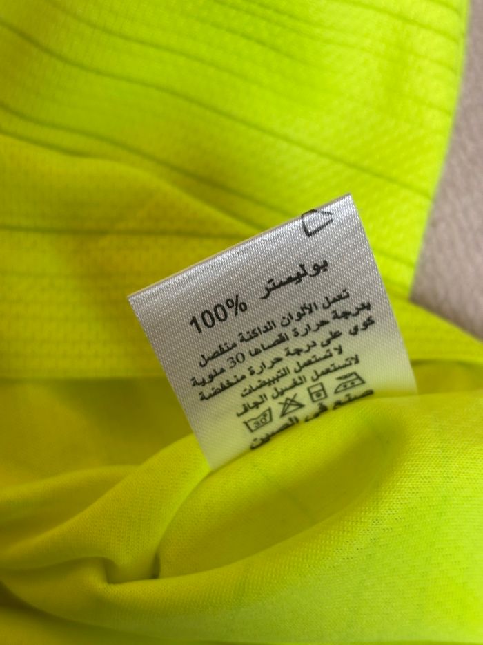 T-shirt sport jaune fluo running neuf avec étiquette - photo numéro 7