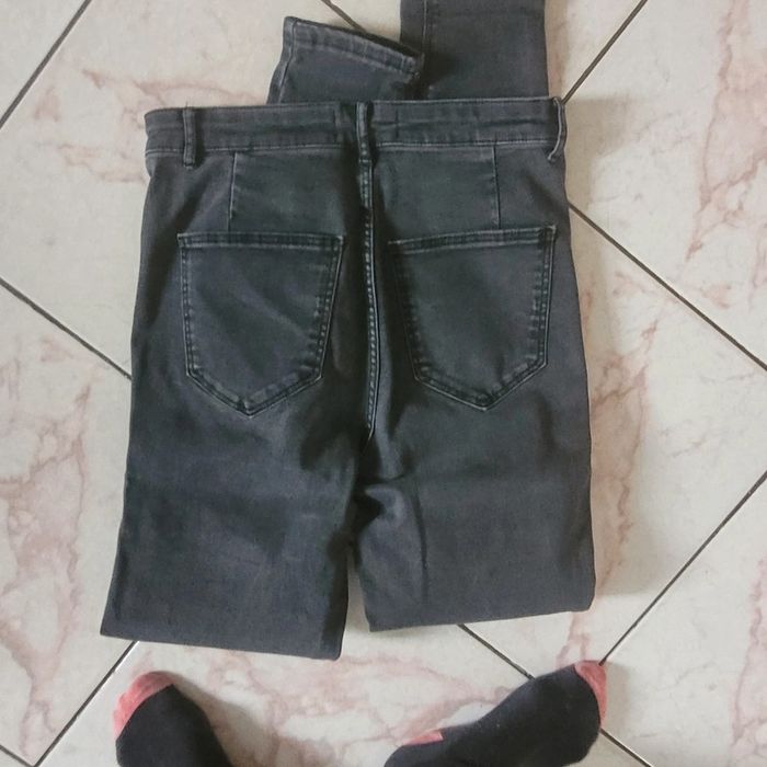 Jeans - photo numéro 3