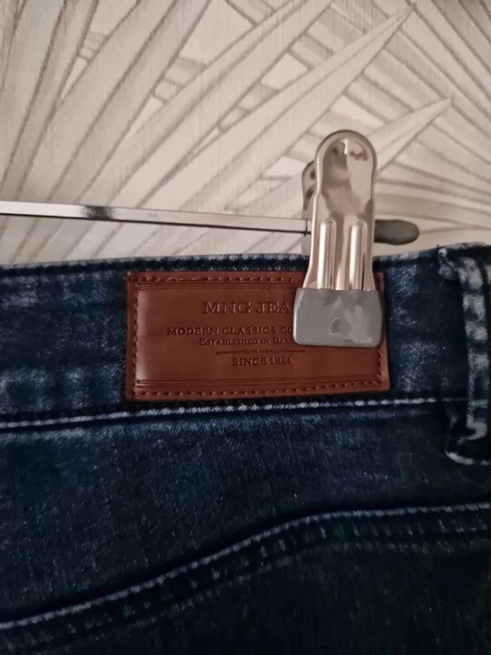 Joli jean Mango taille 34 - photo numéro 3