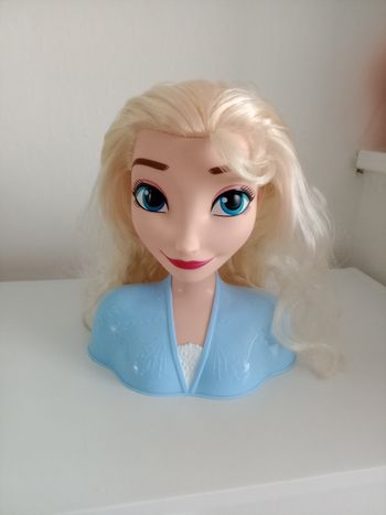 Tête à coiffer Elsa Reine des neiges
