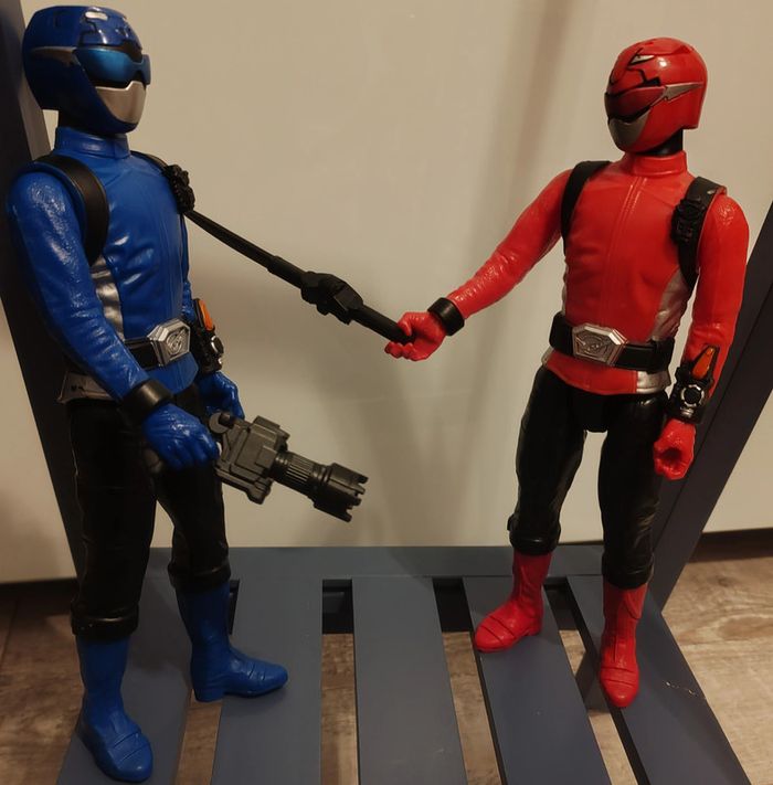 Lot de 2 figurines Powers Rangers