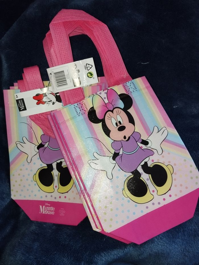 Lot 6 sacs cadeaux Minnie Disney - photo numéro 2