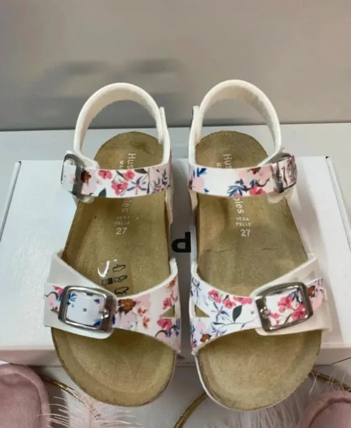 Sandales fleuries fille (neuf) - Taille 27 - photo numéro 3