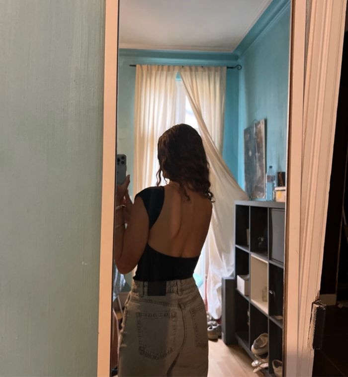 T shirt dos nus stradivarius