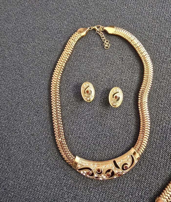 Parure bijoux rose gold collier bracelet et boucles d'oreilles - photo numéro 2