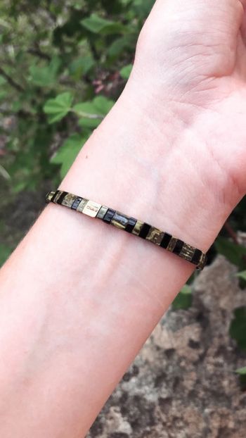 Bracelet élastique en perles miyukis
