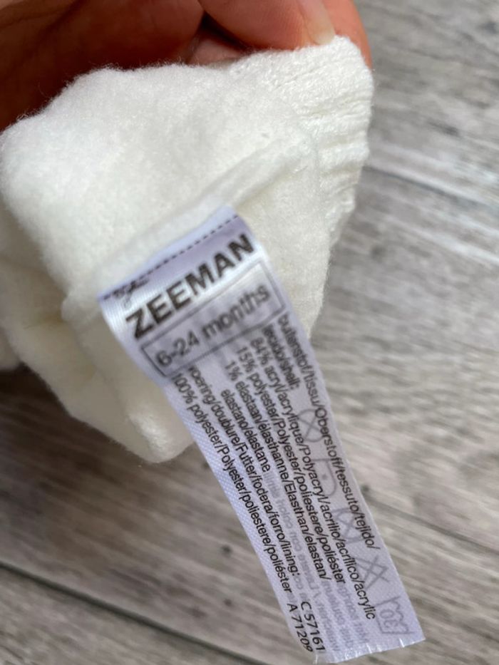 Gant neufs sans étiquettes 18 mois - photo numéro 3