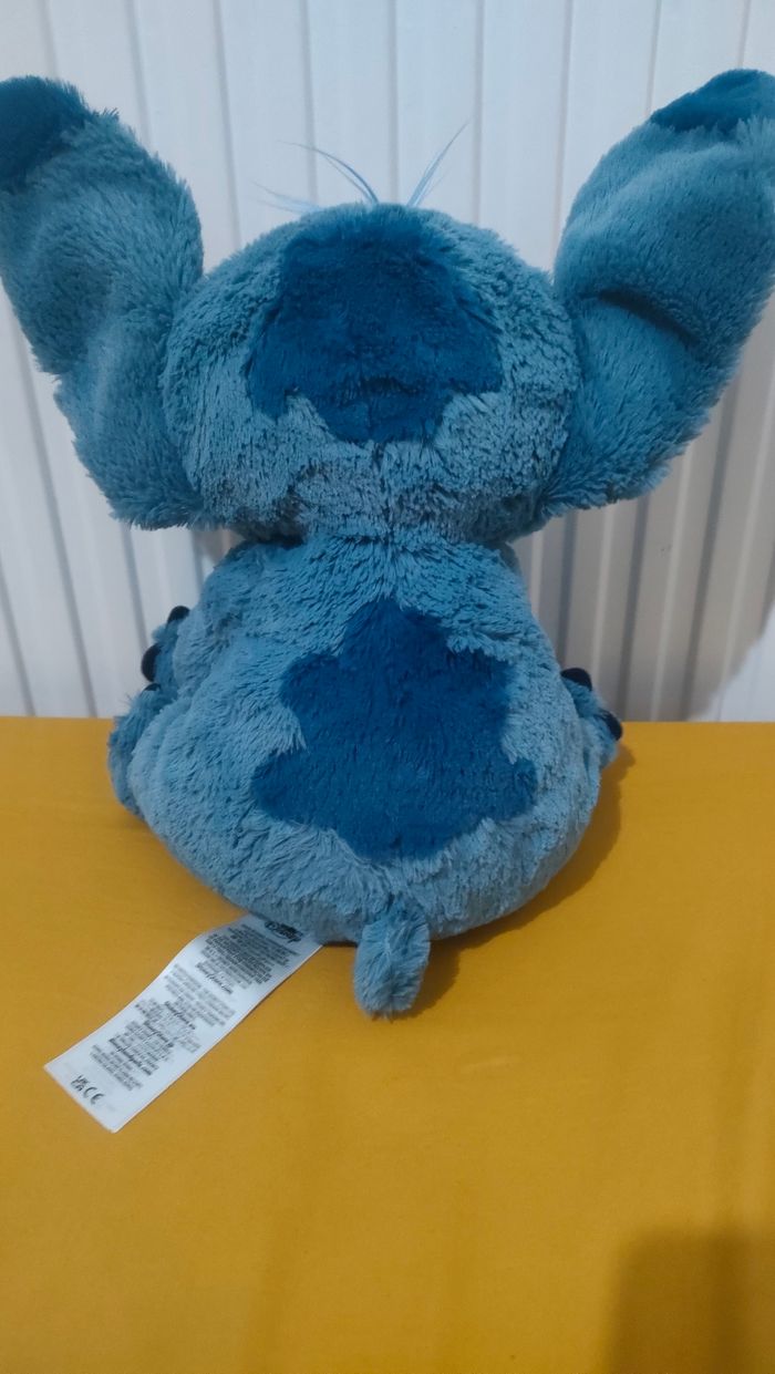Peluche Stitch Disneyland - photo numéro 3
