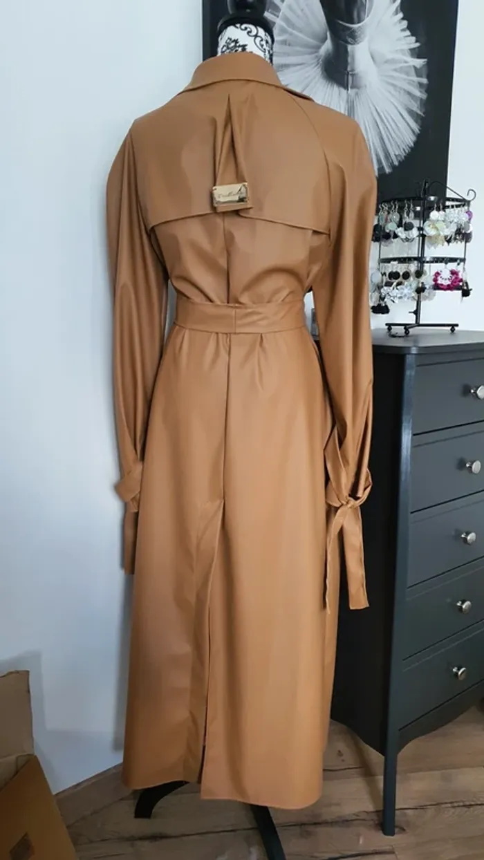 Long manteau simili - photo numéro 3