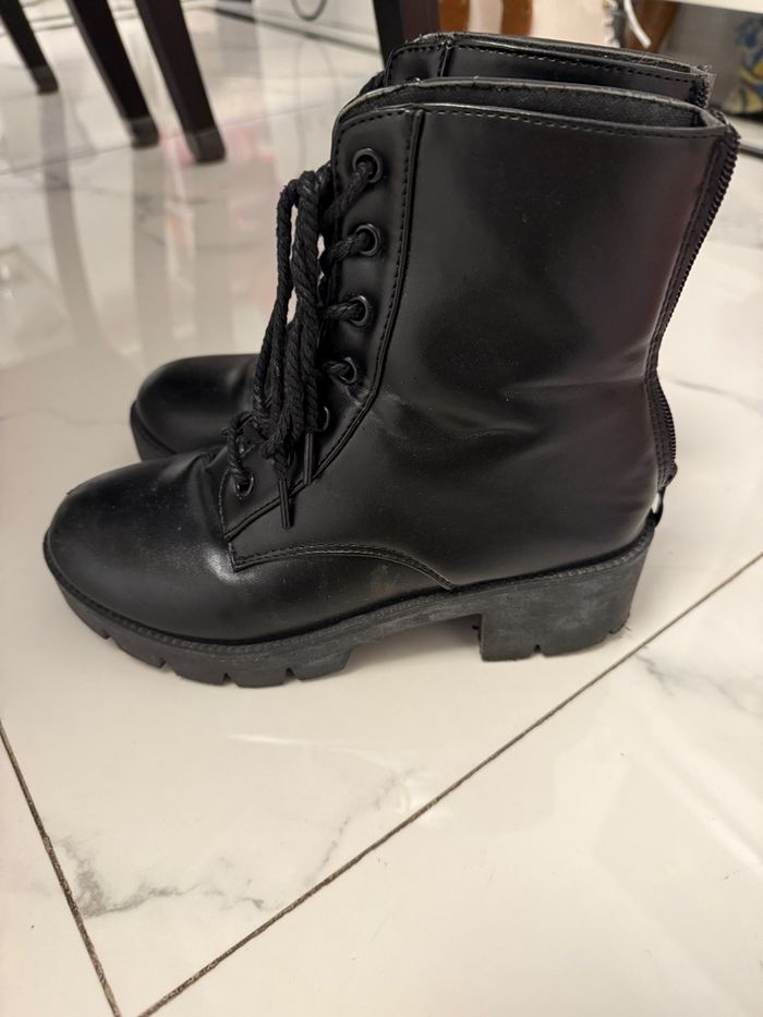 Bottines à lacet noires - photo numéro 3