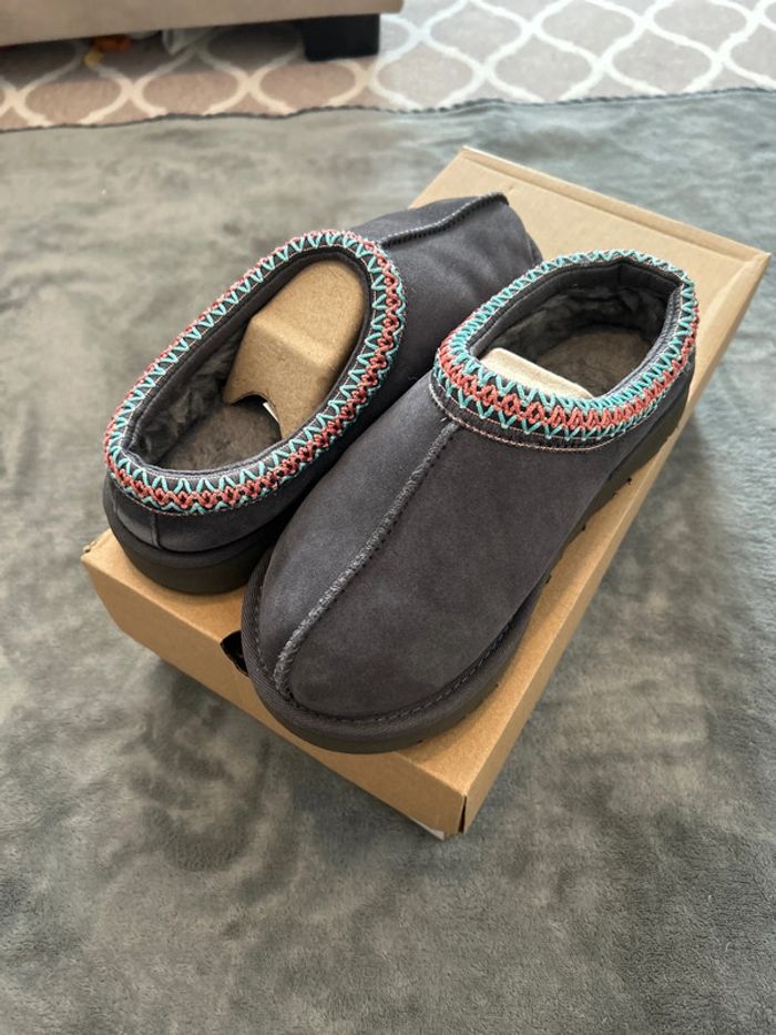 Ugg taille 36 neuf - photo numéro 2
