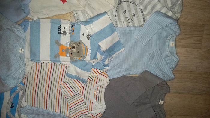 Lot de 12 bodys - photo numéro 7