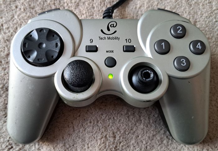 🎮 Lot de 2 manettes USB - avec défauts - photo numéro 5