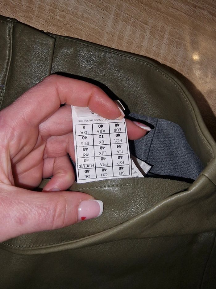 Jupe cuir - photo numéro 3