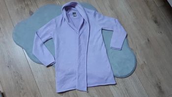 Gilet ouvert tape à l'oeil parme 6 ans en parfait état