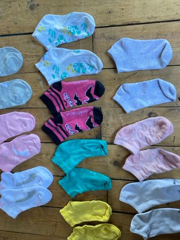 Lot 10 paires de chaussettes courtes 27/30