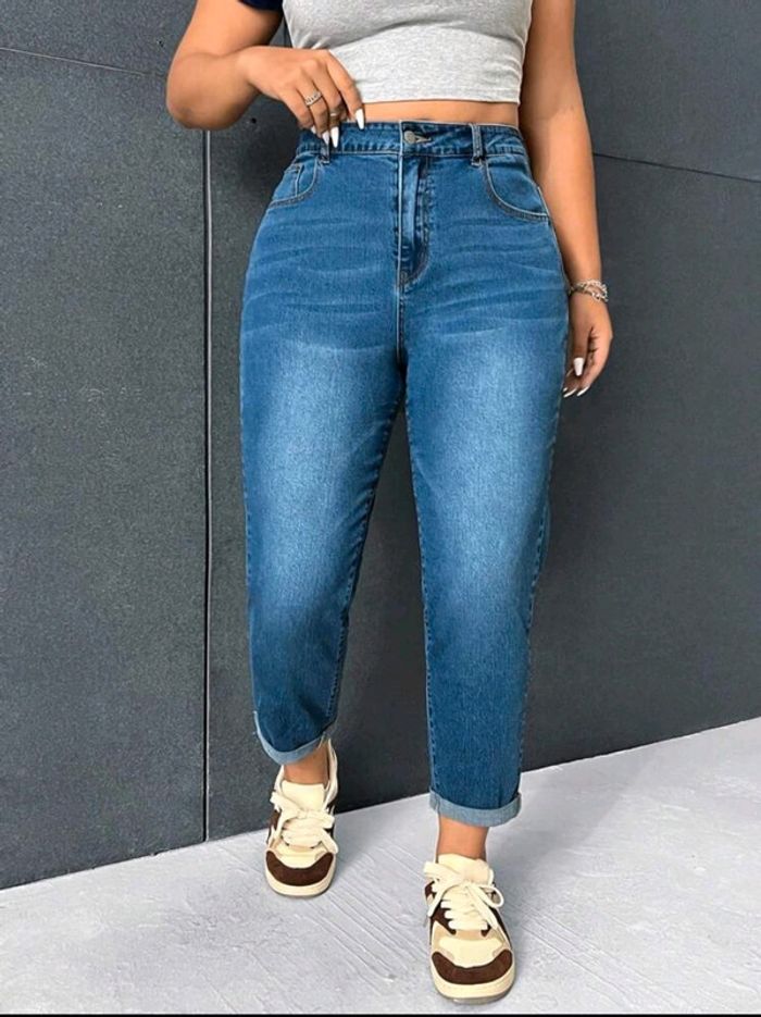 Jean mom taille haute avec revers - photo numéro 4