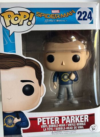 Funko pop 224 peter parker