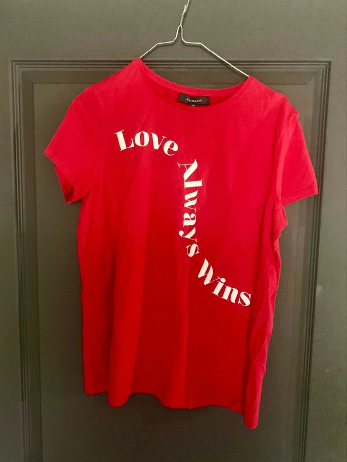 T-shirt Primark Love Always Wins - XS