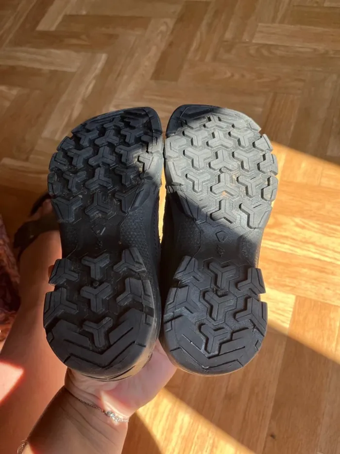 Chaussures de randonnée 32 quechua - photo numéro 4