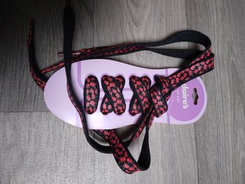 Lacet tête de mort neuf