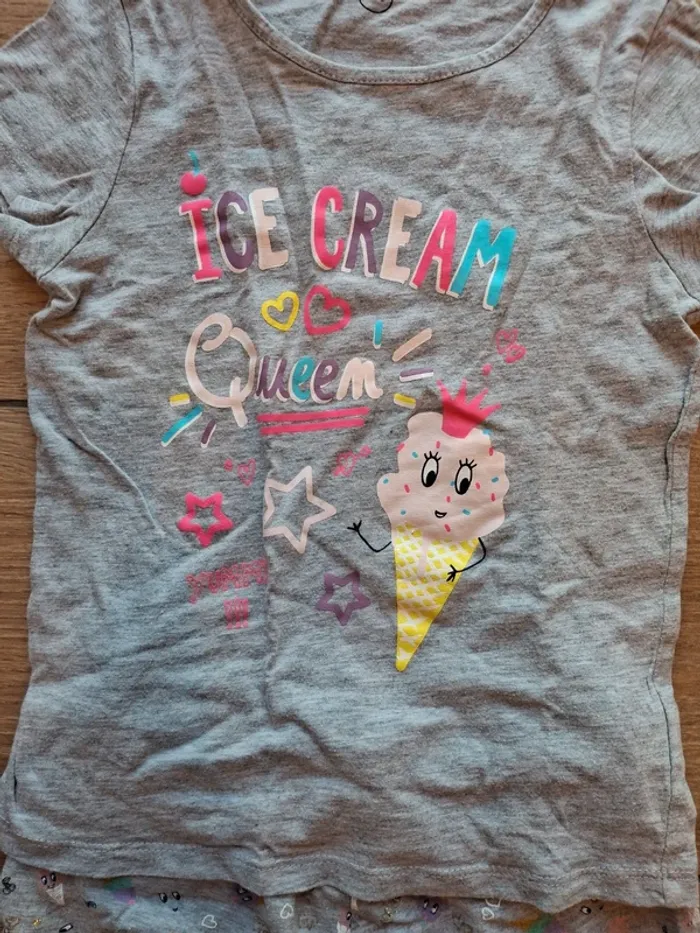 Pyjama short 5 ans très bon état - photo numéro 2