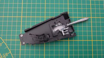 Châssis pédalier pièce détachée miniature Mercedes Benz SSK 1928 1/18 burago BBurago #B69