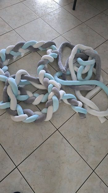 😍🥰🤩⚘️superbe Lot : DEUX TRESSES DE LIT :4 M et 2 M (indissociable)!!!😍🤩🥰