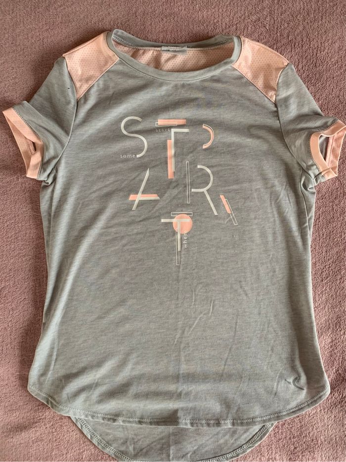 Te shirt rose et gris 8 ans