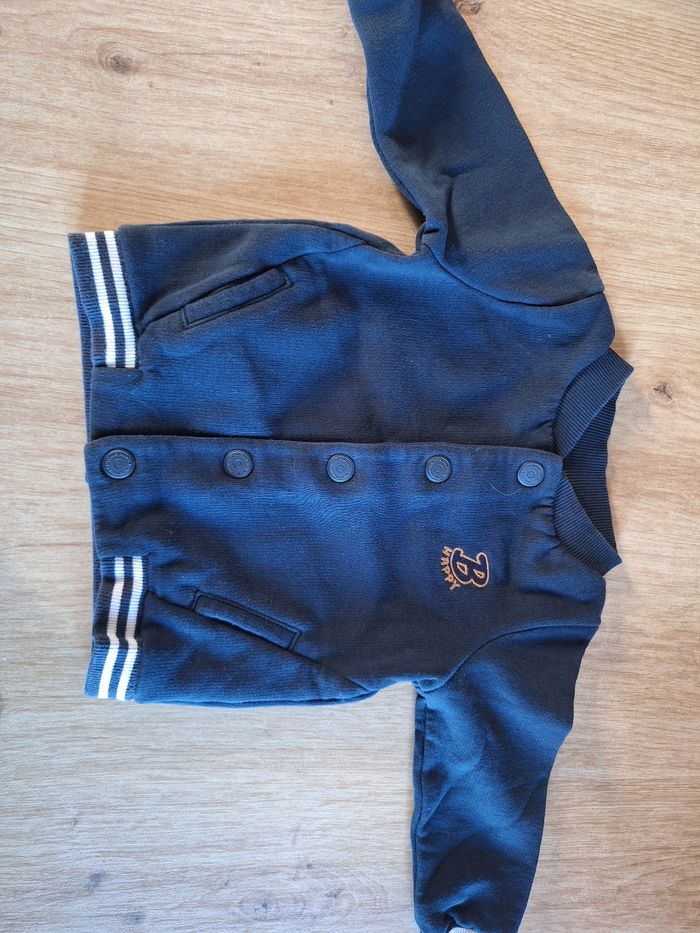 Veste et pull - photo numéro 2